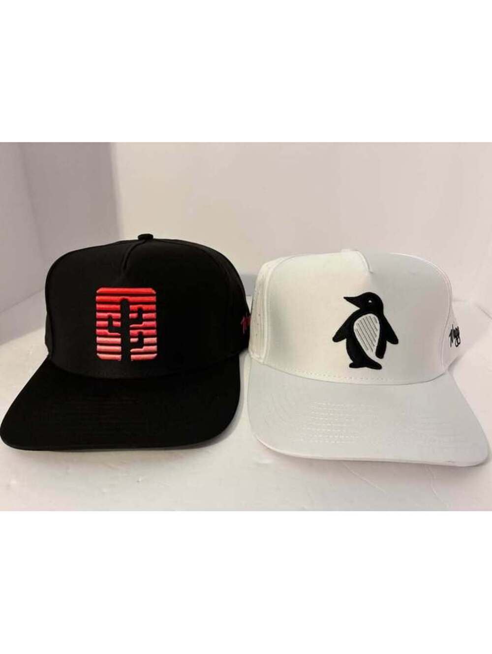 Waggle Golf Hats